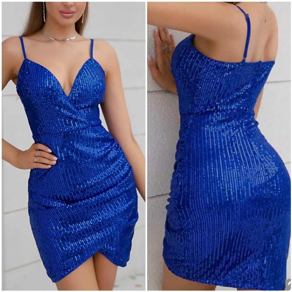 M D&M sequins dress.